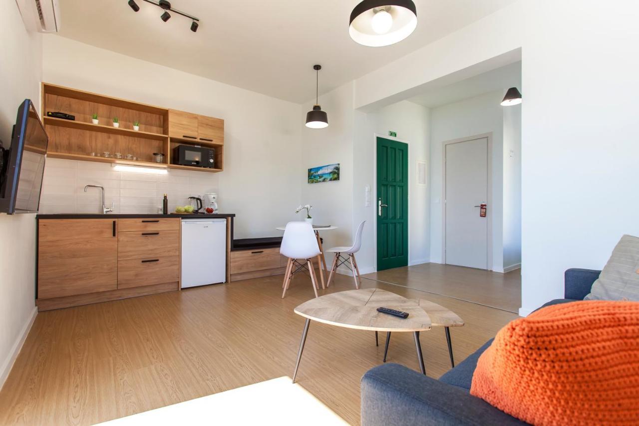 Ligia Waterfront Apartments Екстериор снимка