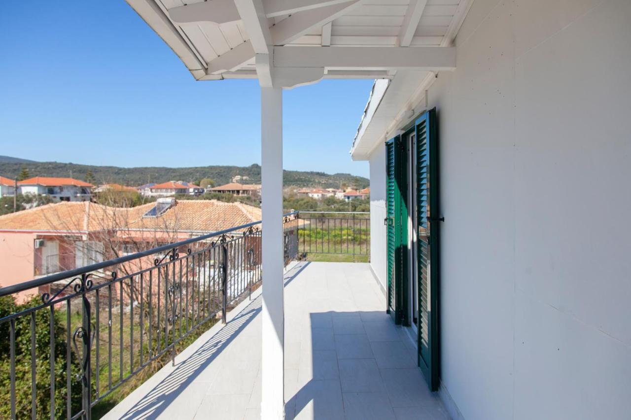 Ligia Waterfront Apartments Екстериор снимка